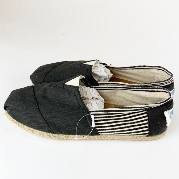 NWOT TOMS black  stripe rope sole slip ons - Picture 3 of 5